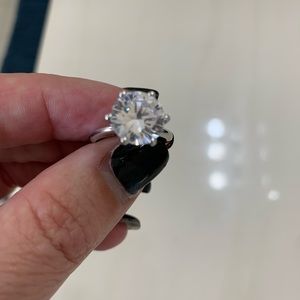 4ct. Tiger gem solitaire.